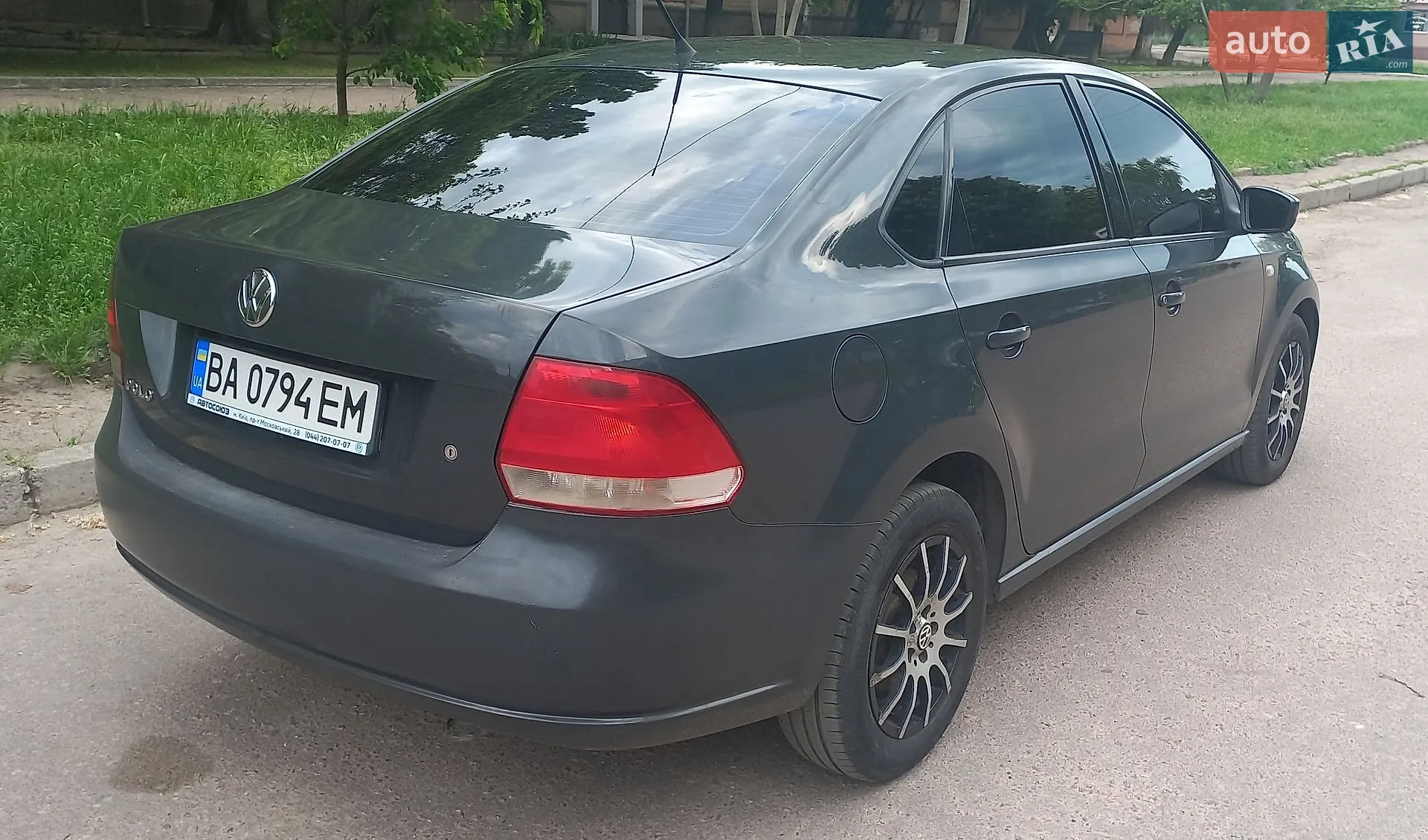 2011 Volkswagen Polo - мініатюра 12