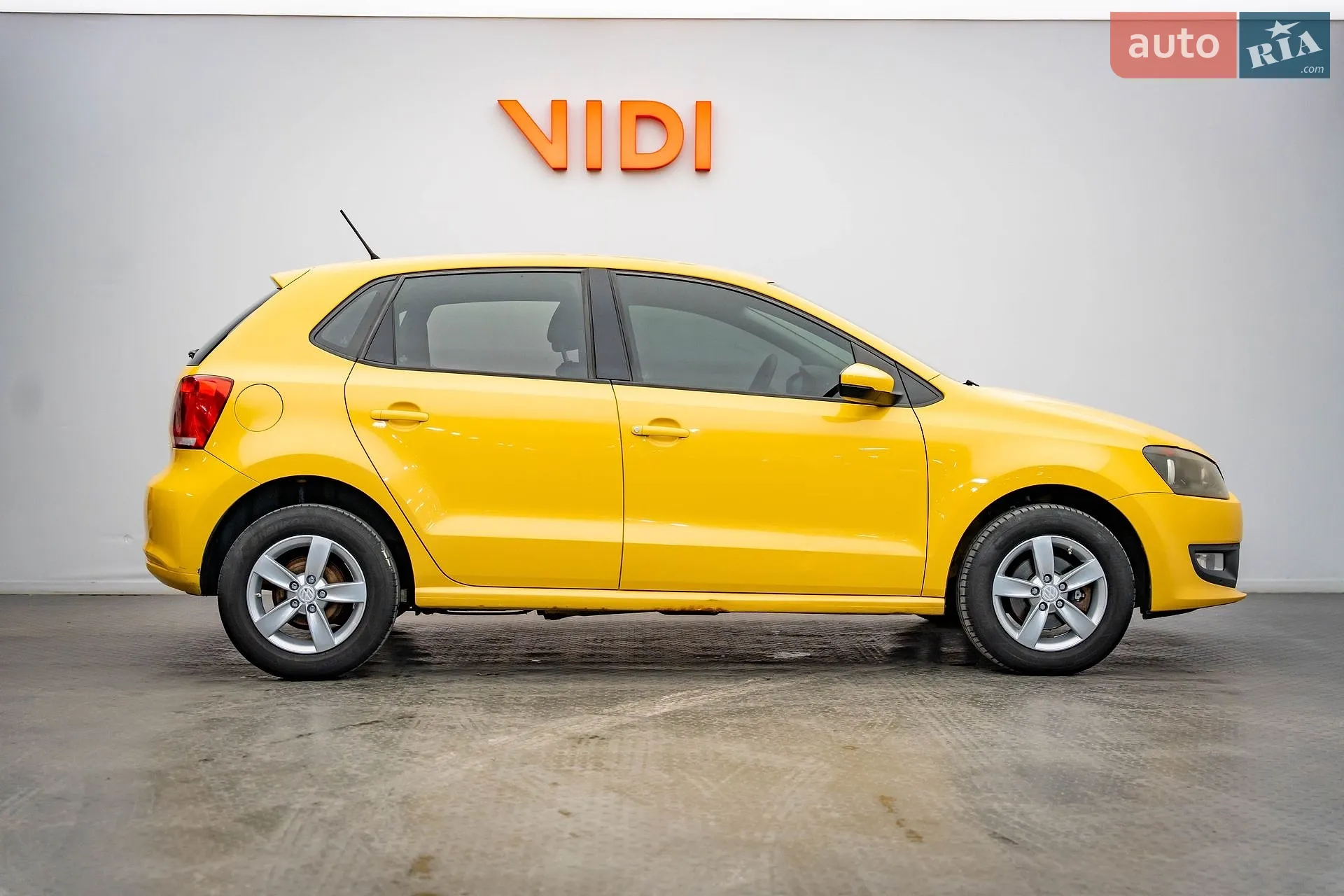 2010 Volkswagen Polo - мініатюра 4