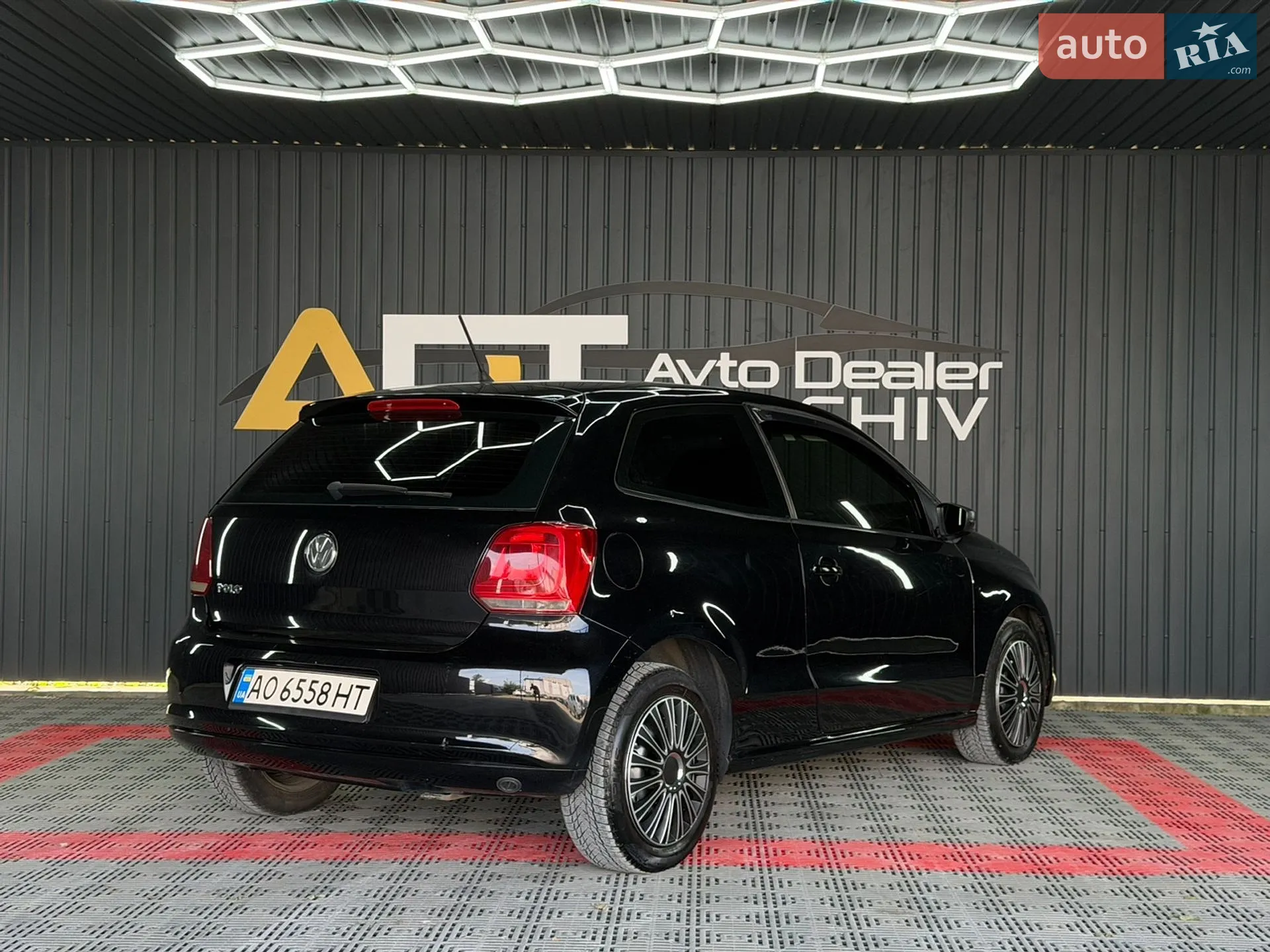 2011 Volkswagen Polo - мініатюра 10