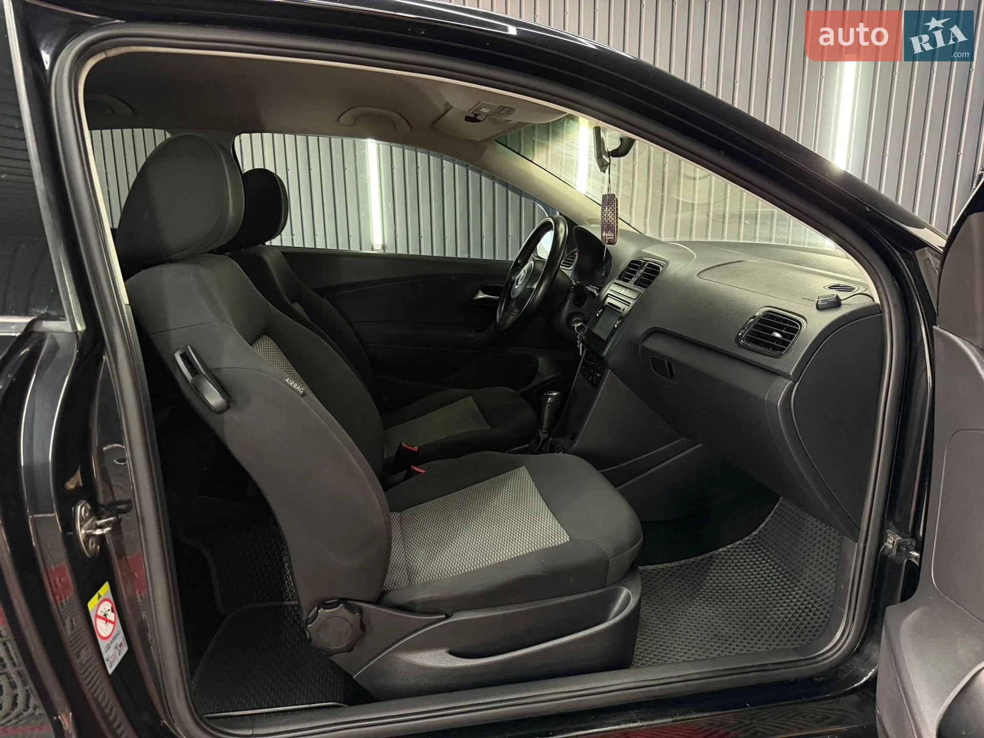 2011 Volkswagen Polo - мініатюра 18