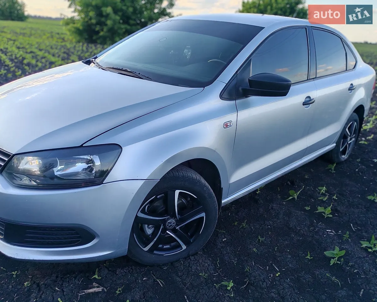 2011 Volkswagen Polo - мініатюра 15