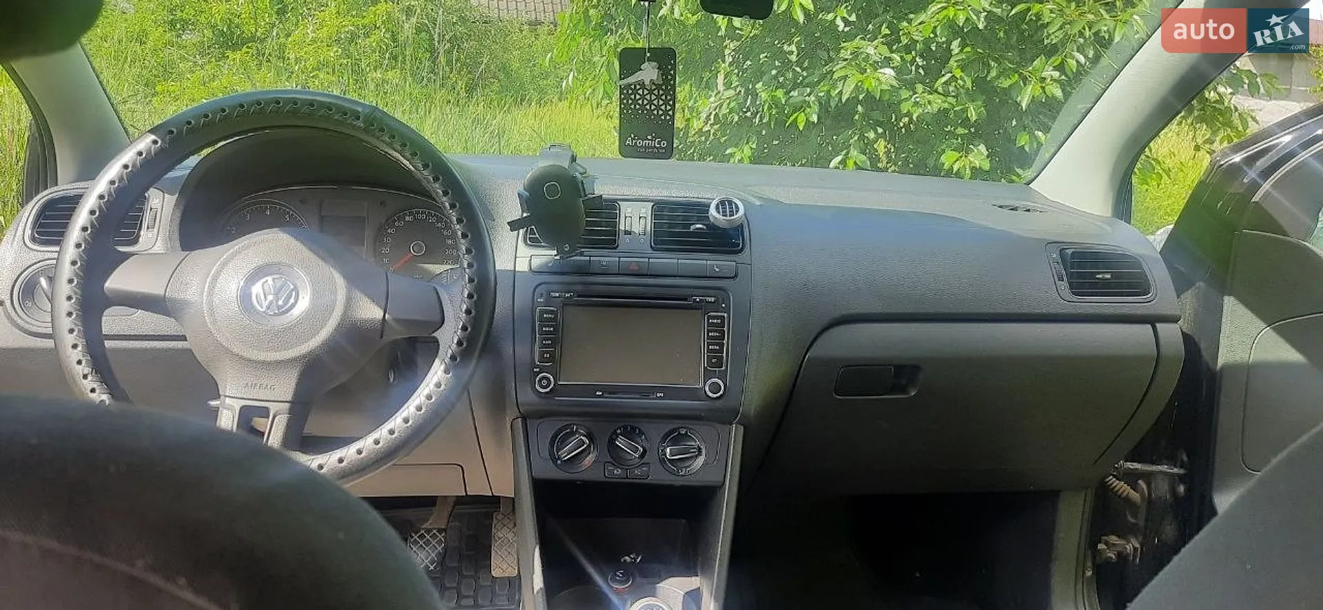 2011 Volkswagen Polo - мініатюра 29
