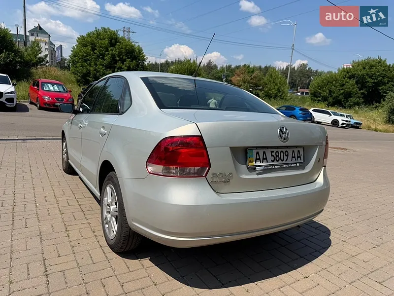 Volkswagen Polo 2013 VIN XW8ZZZ61ZCG066287 фото оголошення 4 з 51