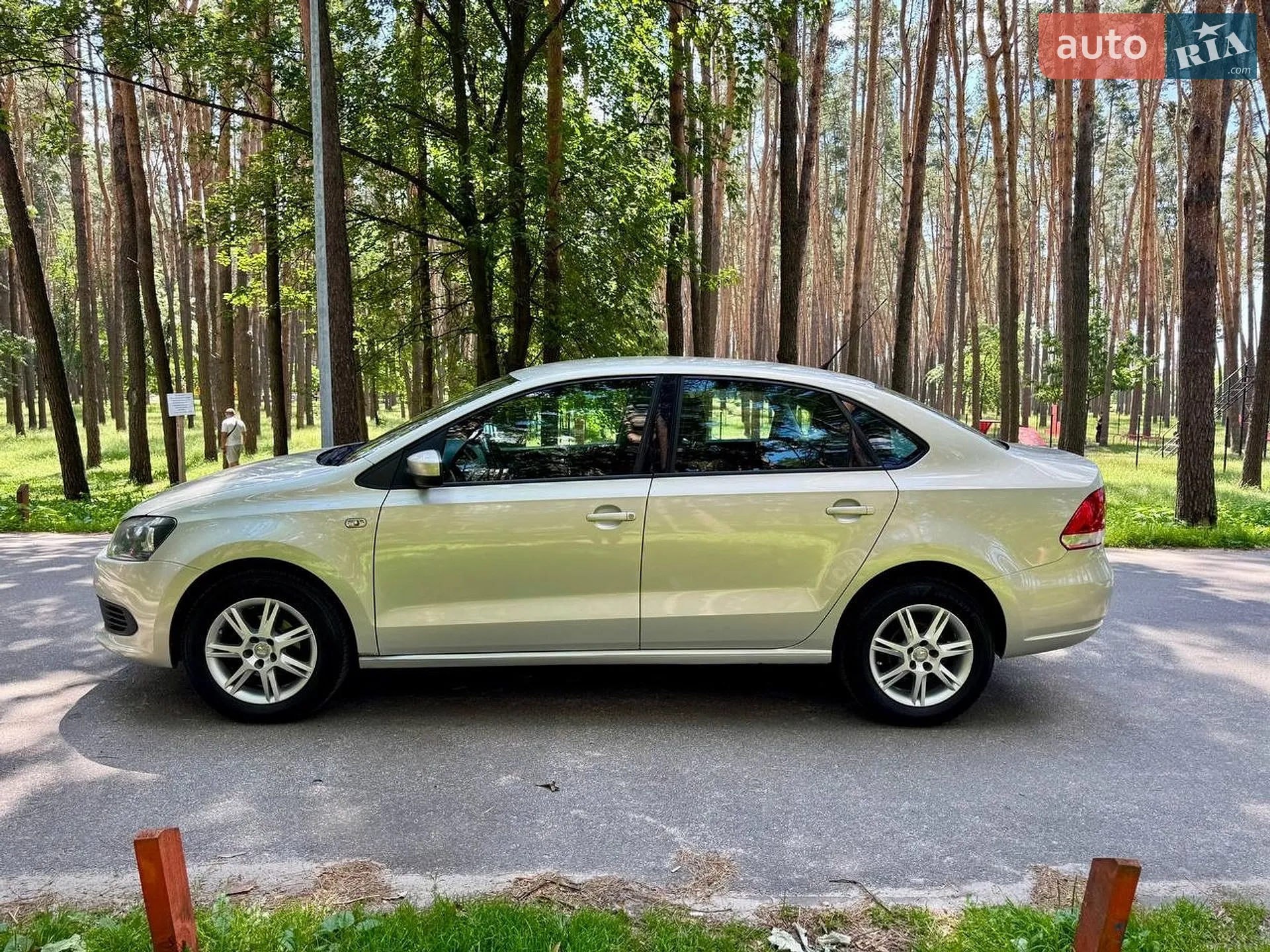 Volkswagen Polo 2013 VIN XW8ZZZ61ZCG066287 фото оголошення 19 з 44