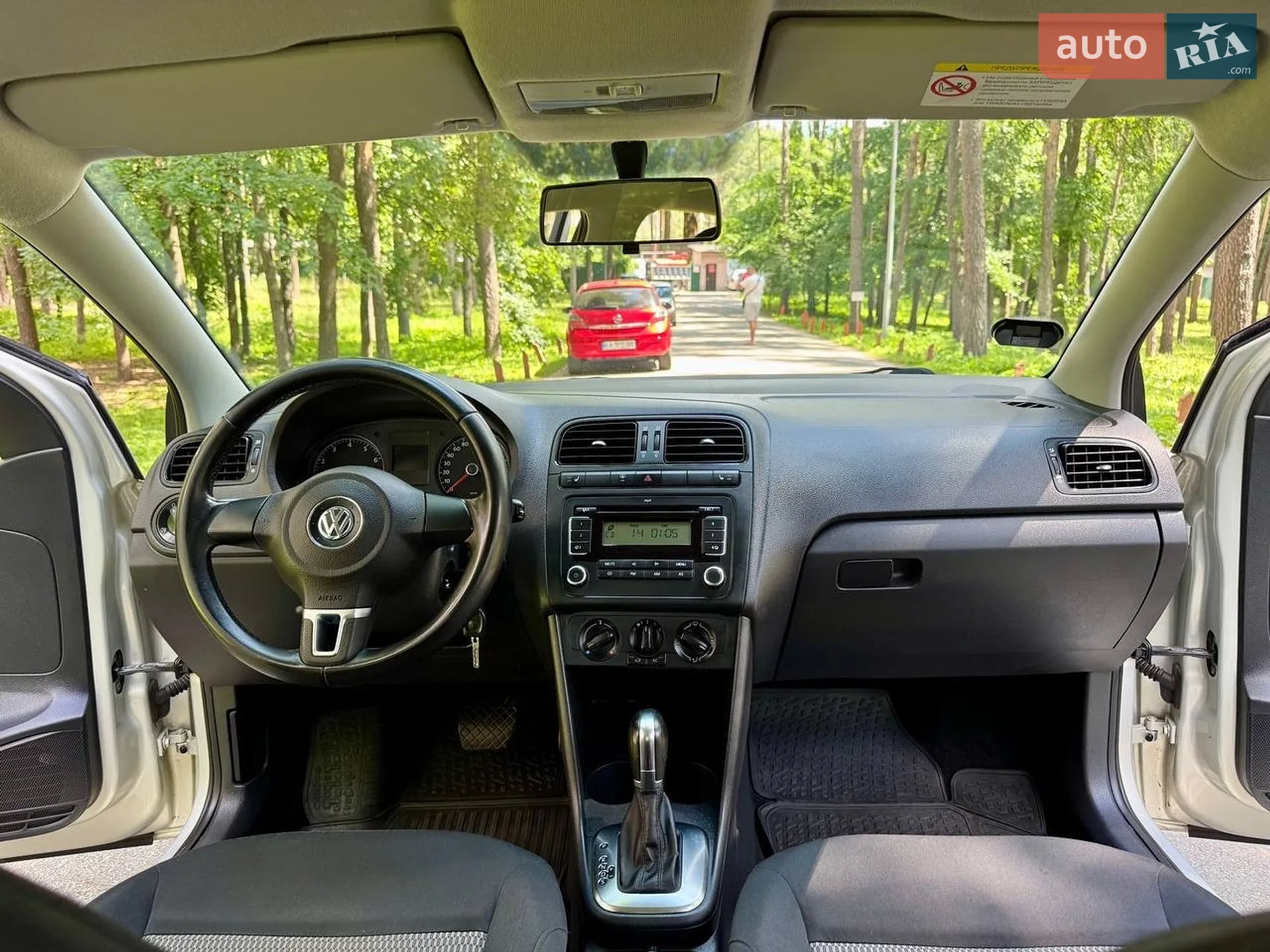 Volkswagen Polo 2013 VIN XW8ZZZ61ZCG066287 фото оголошення 23 з 44