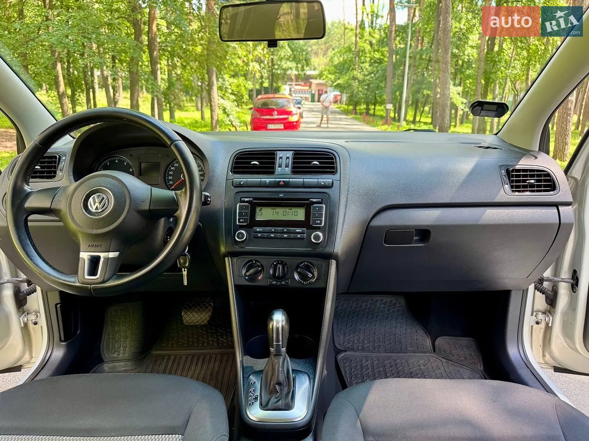 Volkswagen Polo 2013 VIN XW8ZZZ61ZCG066287 фото оголошення 21 з 44