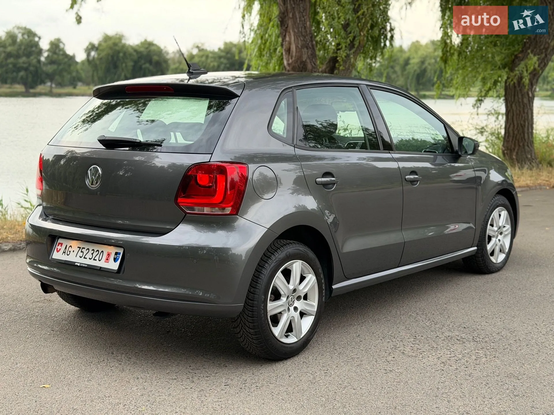 2010 Volkswagen Polo - мініатюра 3