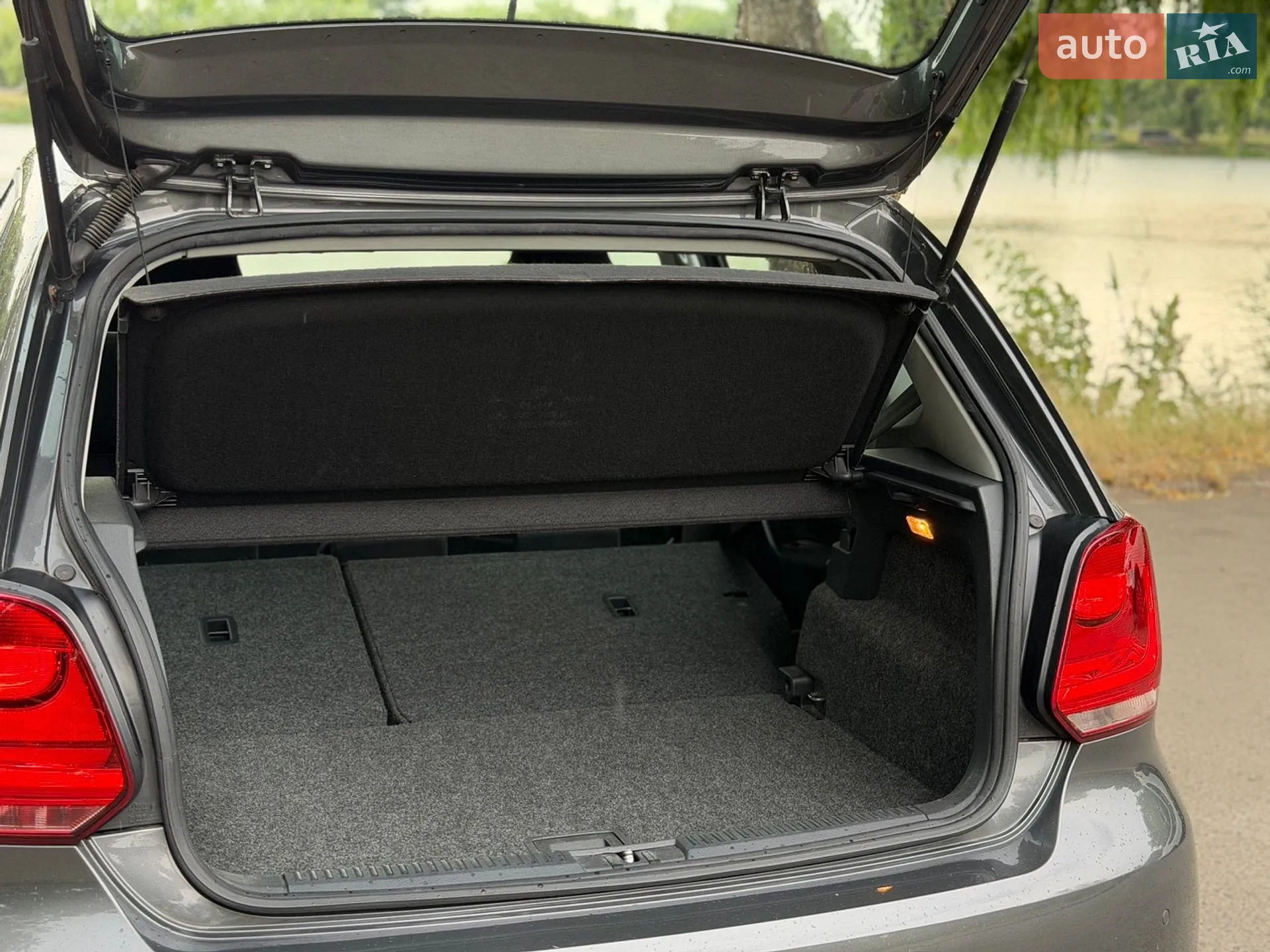 2010 Volkswagen Polo - мініатюра 22
