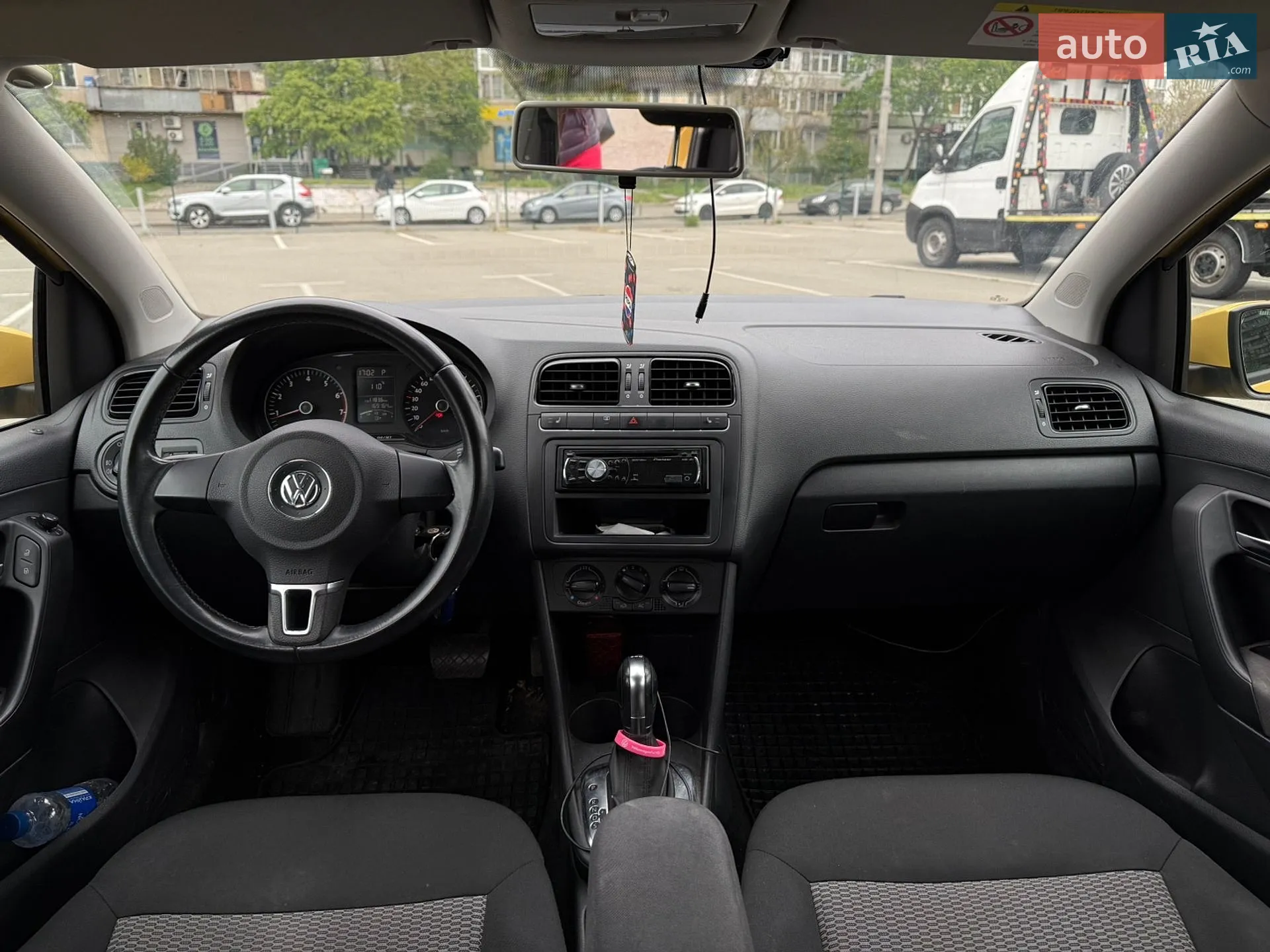 2010 Volkswagen Polo - мініатюра 11