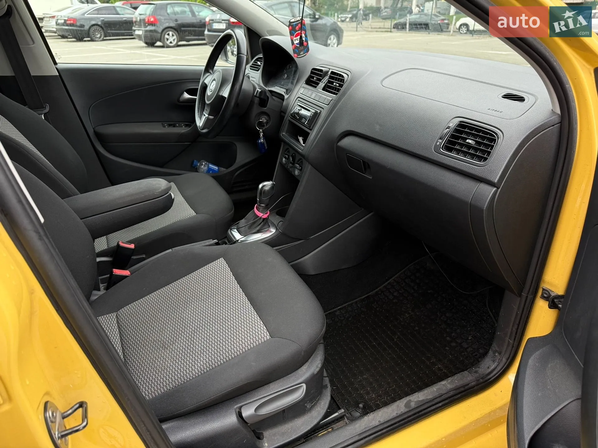2010 Volkswagen Polo - мініатюра 16