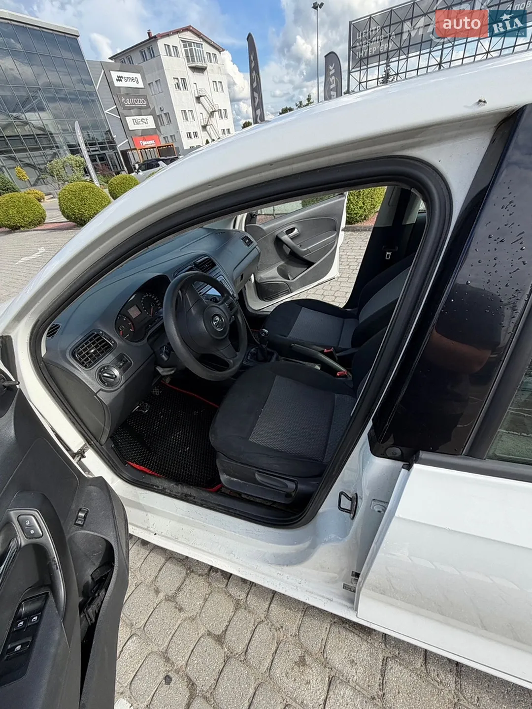 2013 Volkswagen Polo - мініатюра 11
