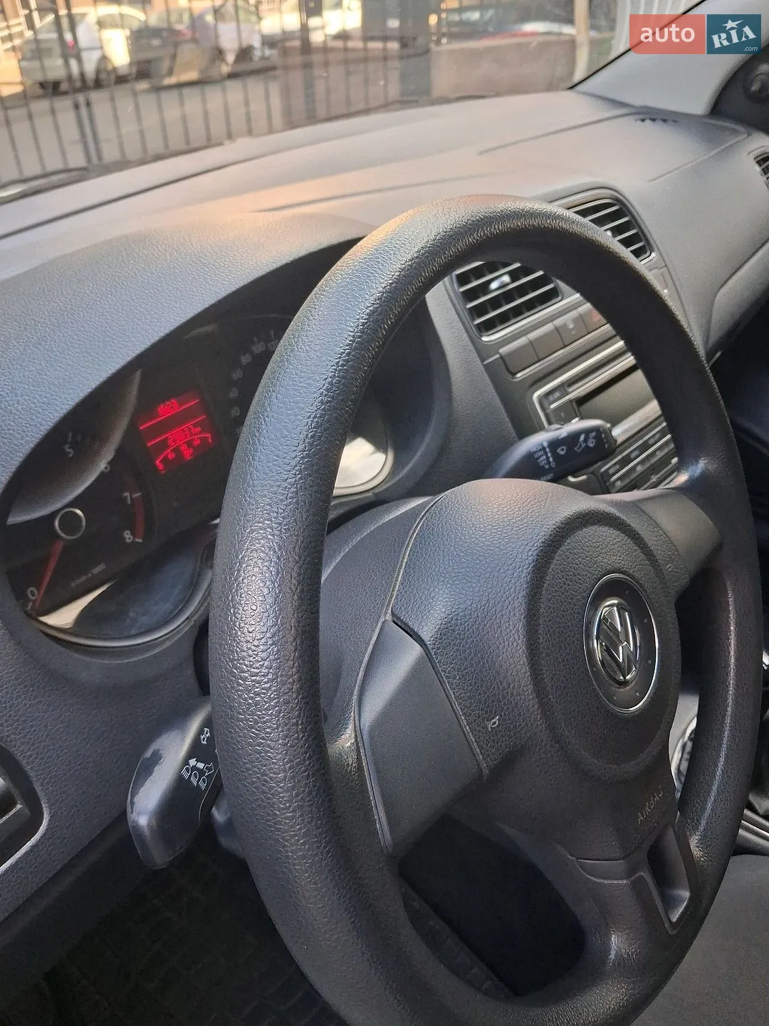 Volkswagen Polo 2013 VIN XW8ZZZ61ZDG060958 фото оголошення 12 з 12
