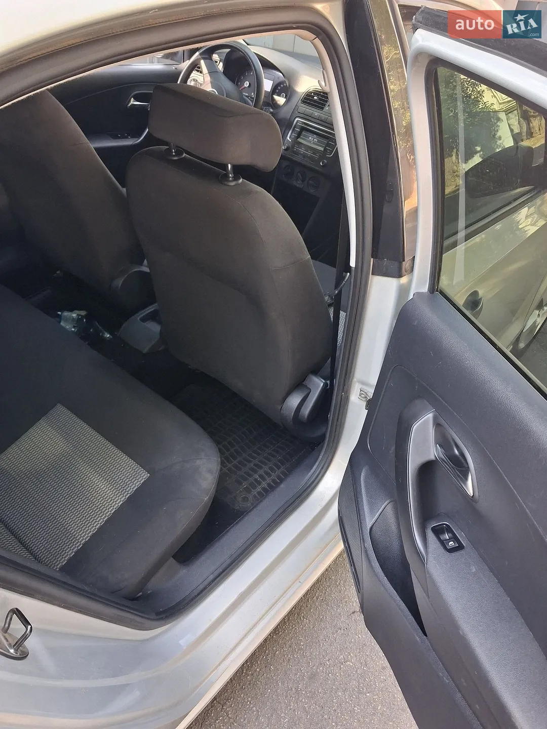 Volkswagen Polo 2013 VIN XW8ZZZ61ZDG060958 фото оголошення 11 з 12