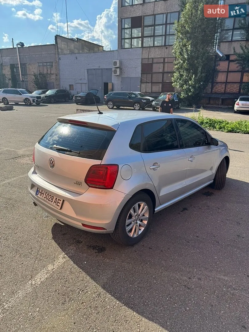 2015 Volkswagen Polo - мініатюра 4