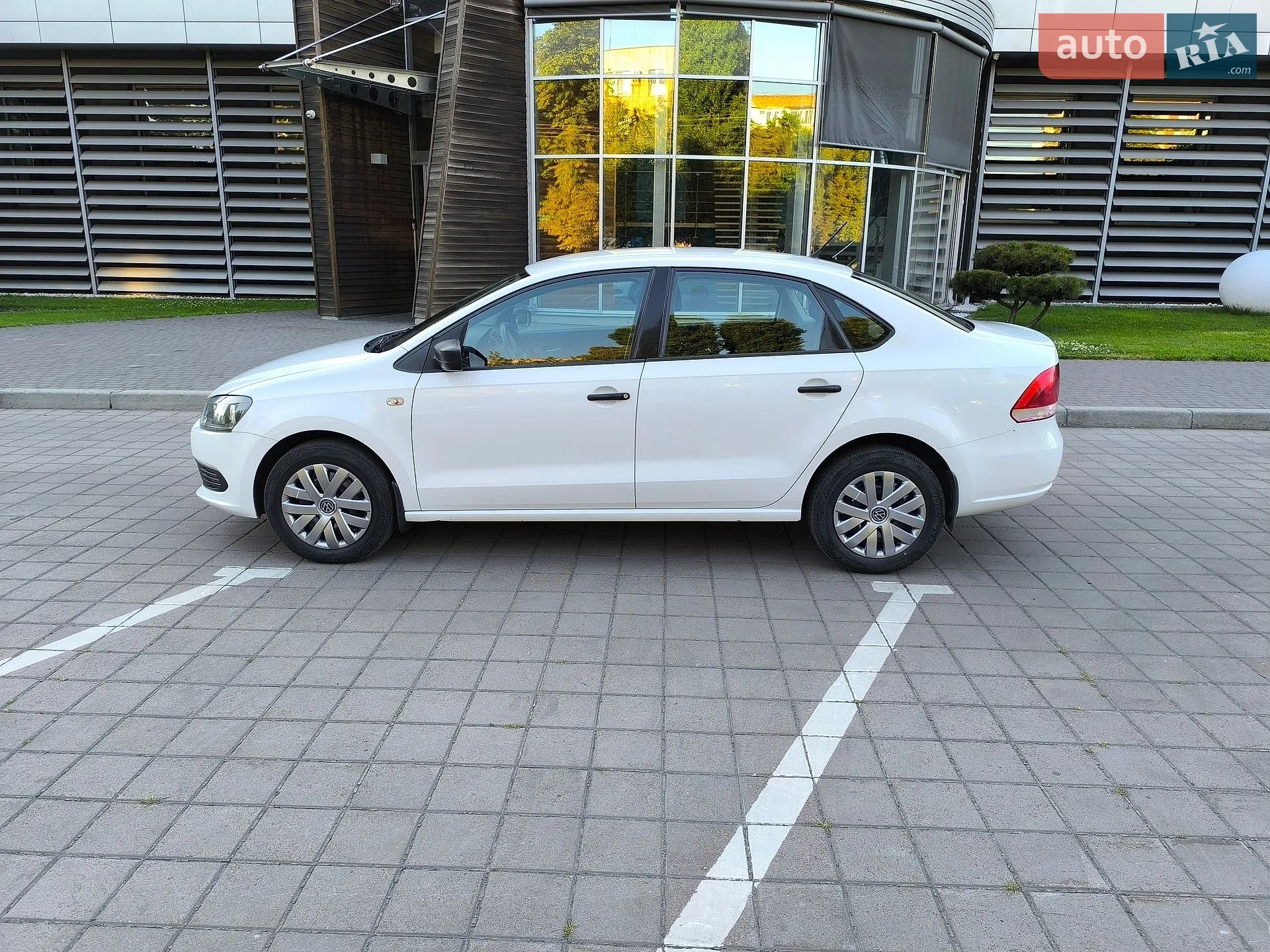 2013 Volkswagen Polo - мініатюра 11