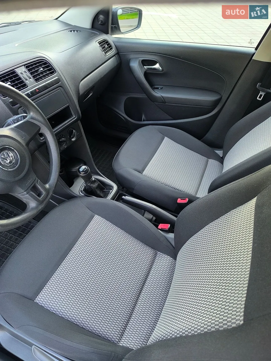 2013 Volkswagen Polo - мініатюра 13