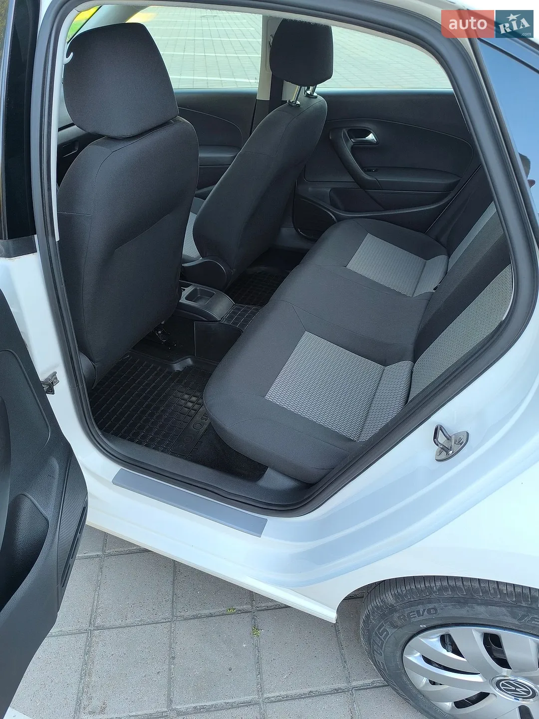 2013 Volkswagen Polo - мініатюра 15