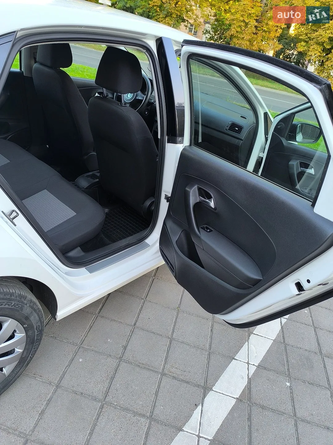 2013 Volkswagen Polo - мініатюра 24