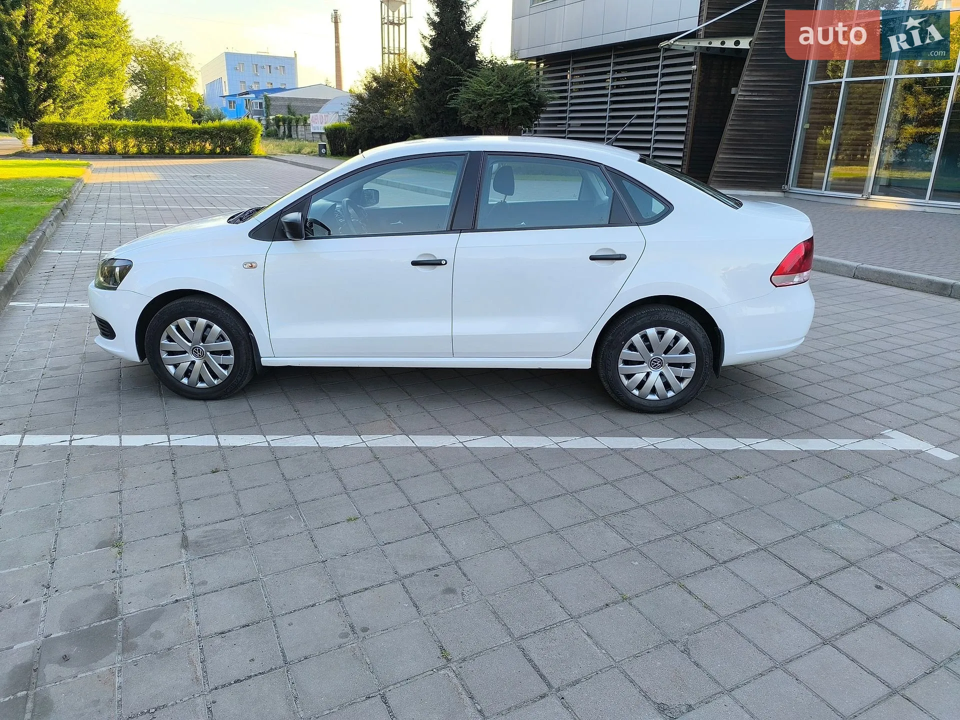 2013 Volkswagen Polo - мініатюра 27