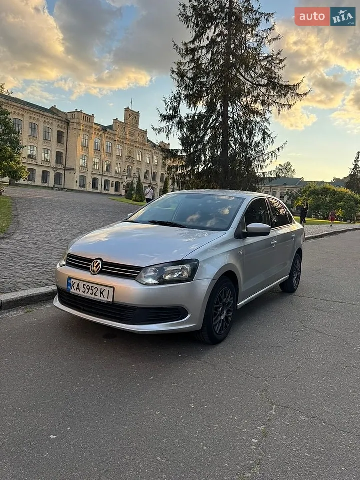 2011 Volkswagen Polo - мініатюра 12