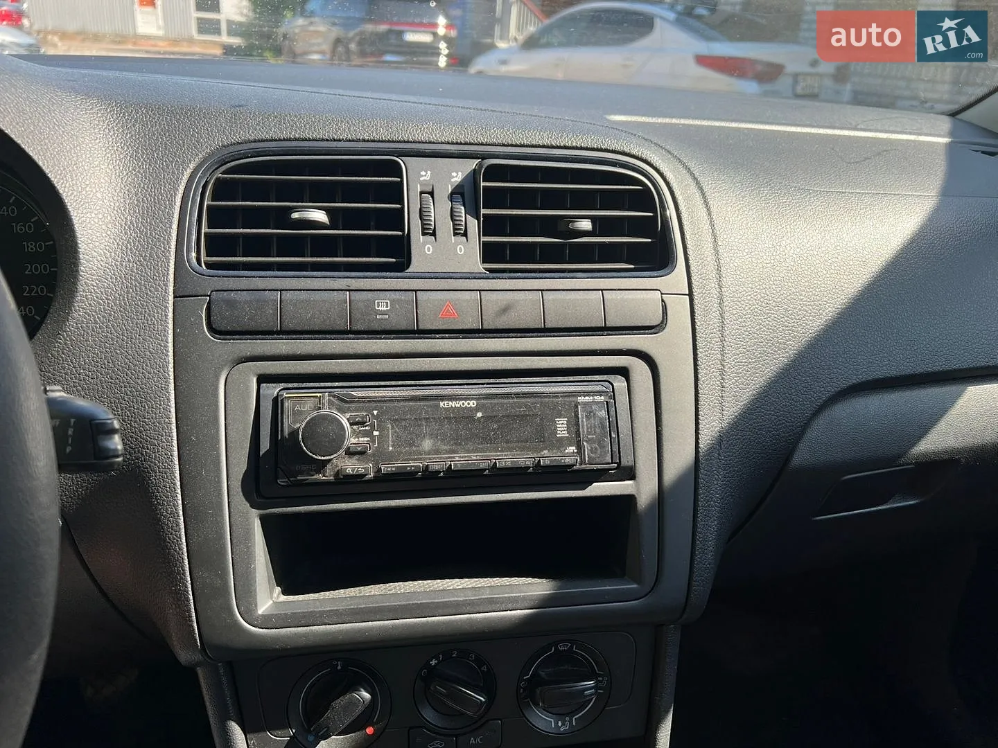 2018 Volkswagen Polo - мініатюра 12
