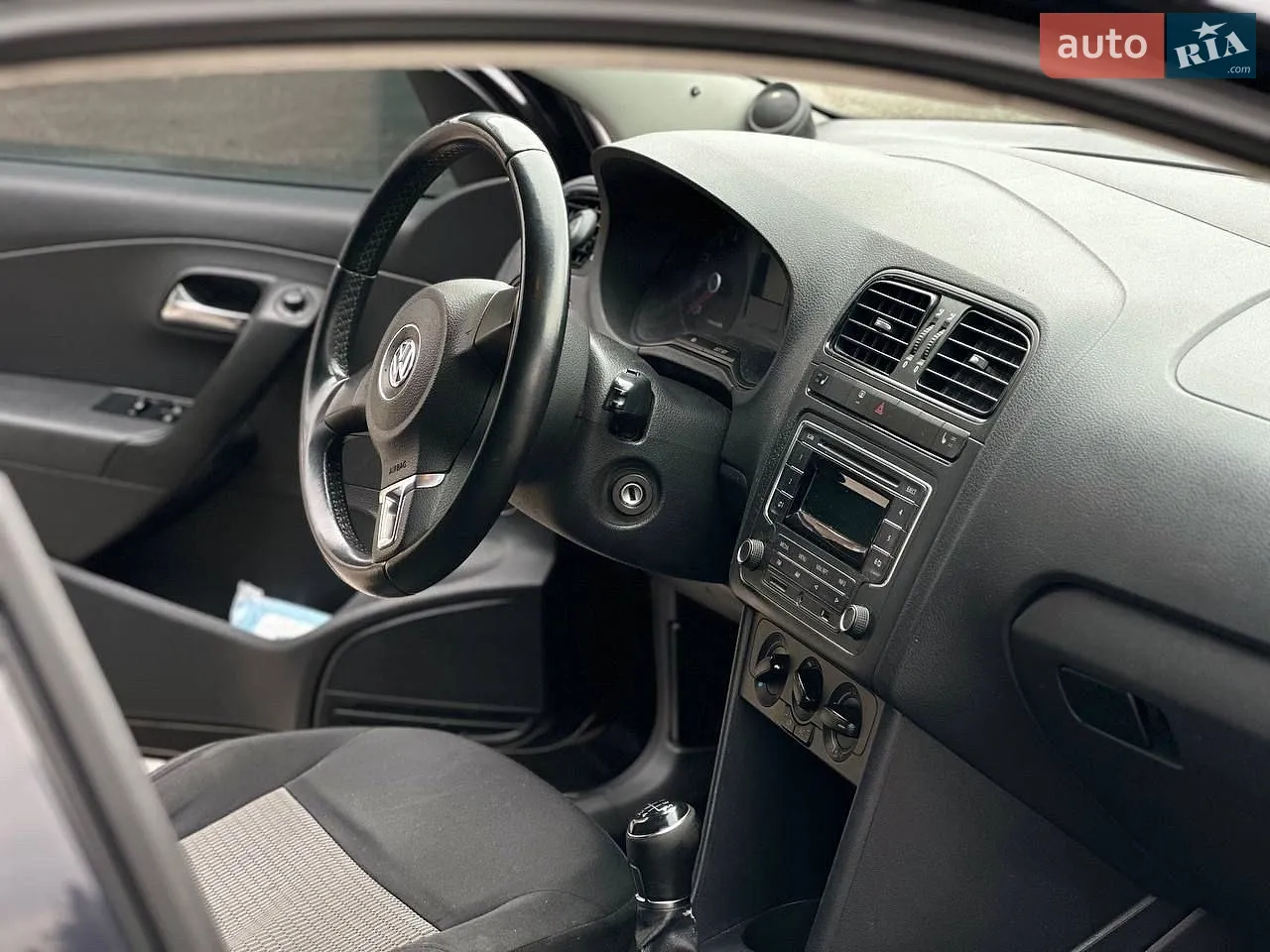 2013 Volkswagen Polo - мініатюра 11