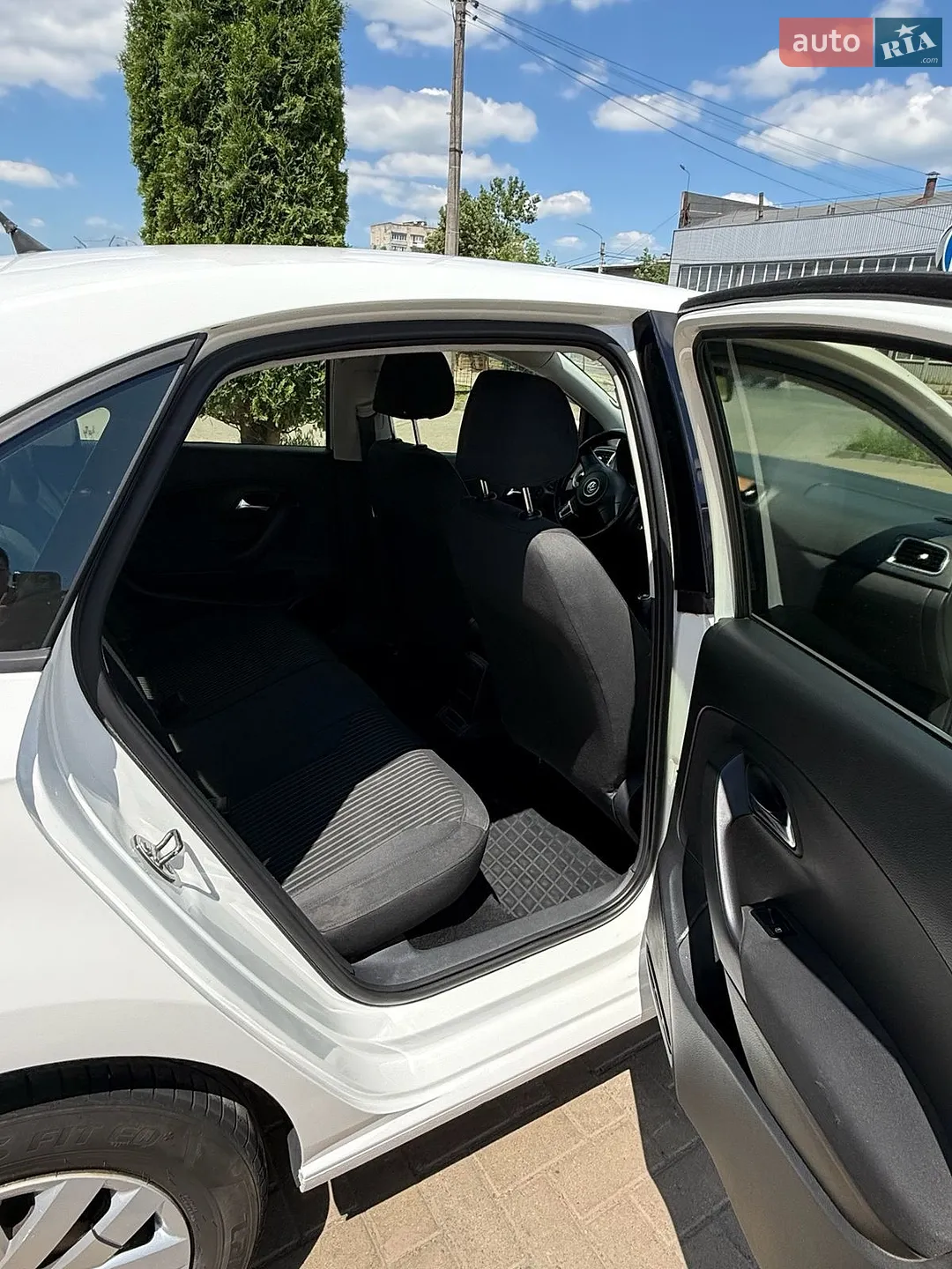 2011 Volkswagen Polo - мініатюра 6