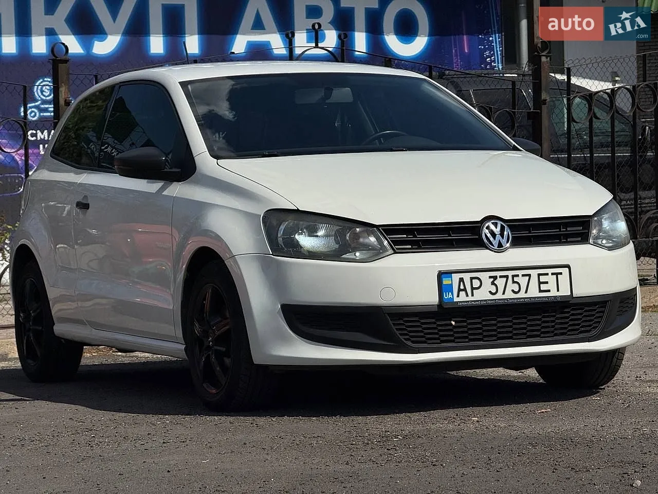 2010 Volkswagen Polo - мініатюра 3