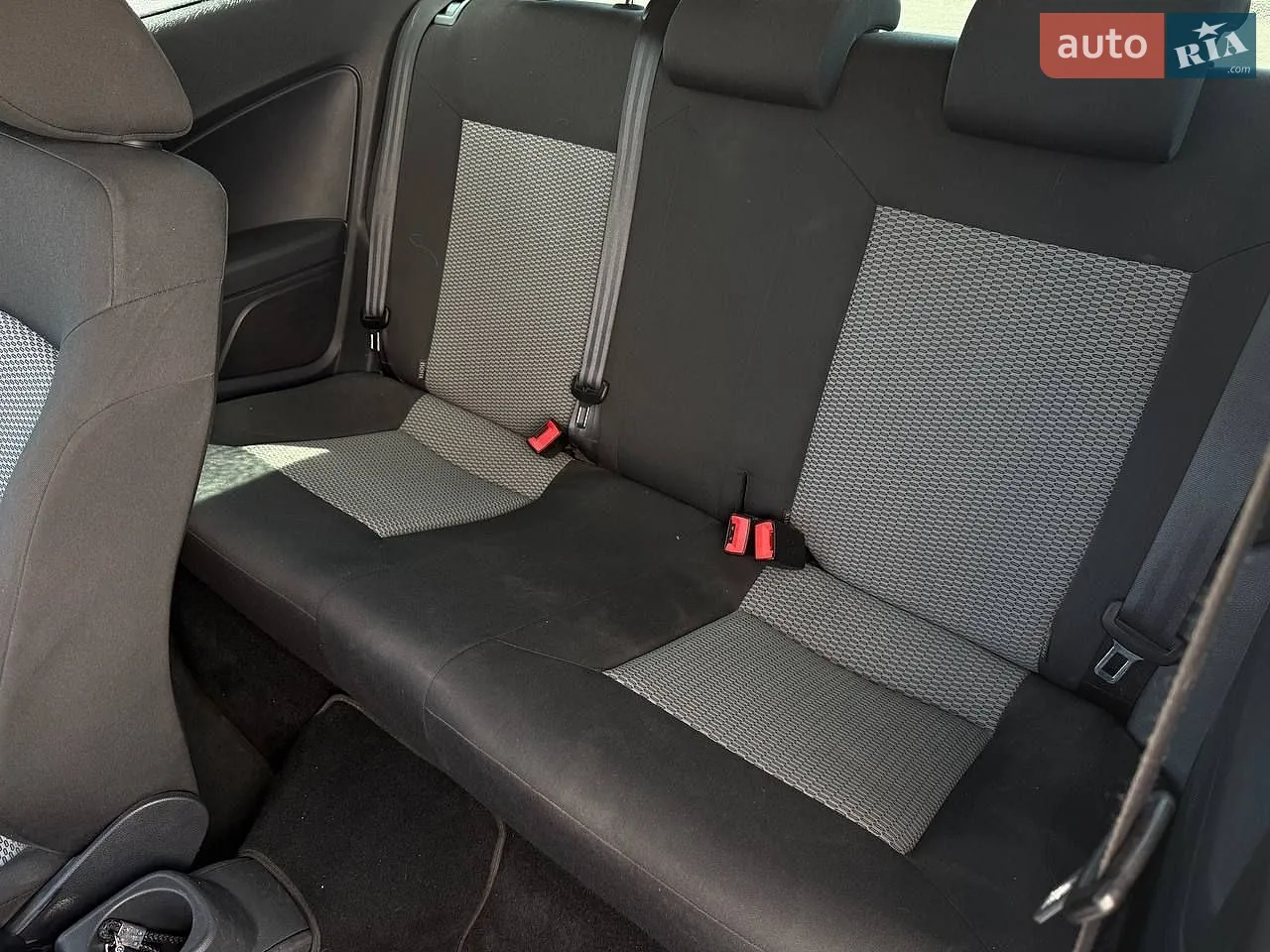 2010 Volkswagen Polo - мініатюра 8