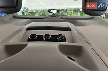 Минивэн Volkswagen Routan 2013 в 