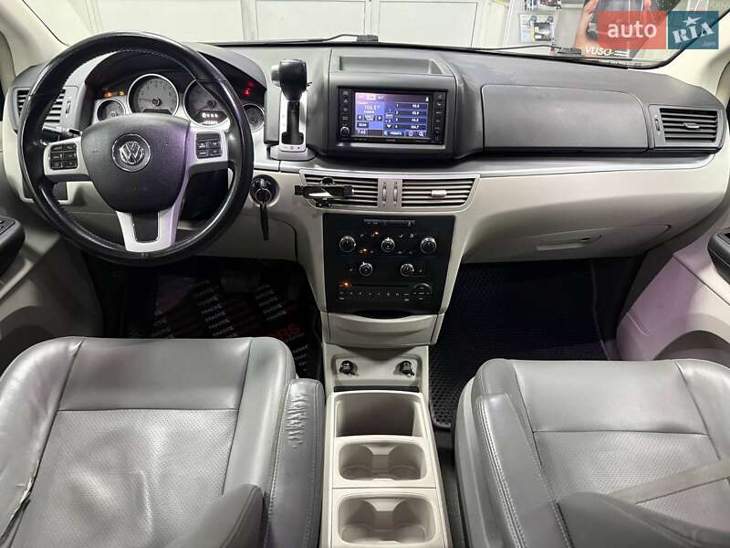 Мінівен Volkswagen Routan 2013 в Києві фото 25 Мінівен Volkswagen Routan 2013 в Києві