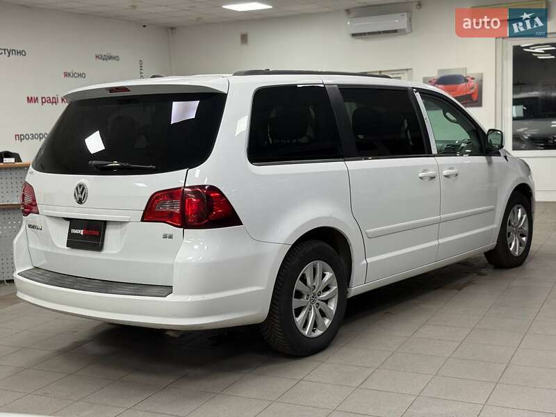 Мінівен Volkswagen Routan 2013 в Києві фото 9 Мінівен Volkswagen Routan 2013 в Києві
