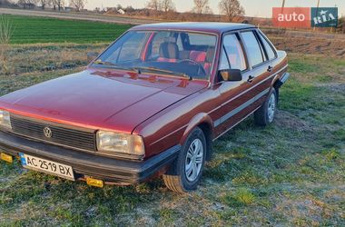 Седан Volkswagen Santana 1983 в Луцке