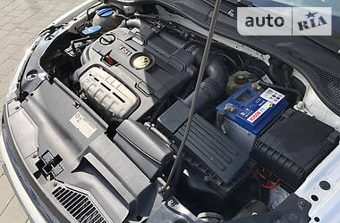 Хетчбек Volkswagen Scirocco 2009 в 