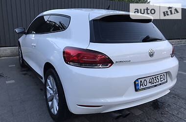 Хетчбек Volkswagen Scirocco 2009 в 