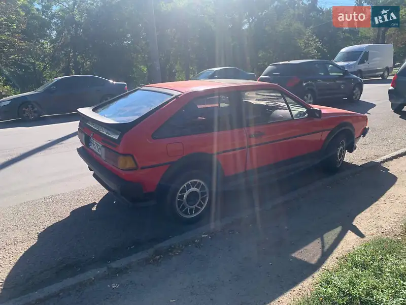 Хэтчбек Volkswagen Scirocco 1986 в 