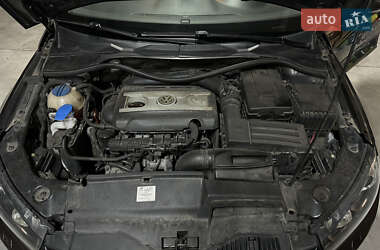 Хэтчбек Volkswagen Scirocco 2011 в 