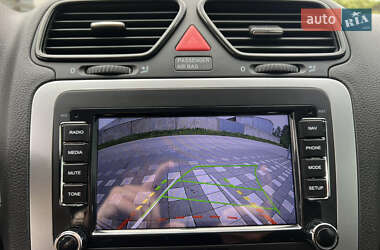 Хетчбек Volkswagen Scirocco 2009 в 
