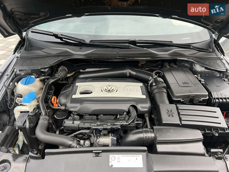 Хэтчбек Volkswagen Scirocco 2009 в Стрые