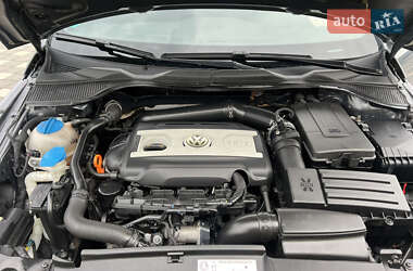 Хетчбек Volkswagen Scirocco 2009 в 