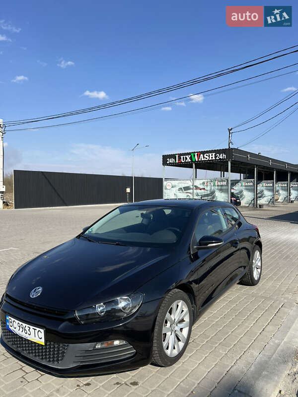 Хэтчбек Volkswagen Scirocco 2009 в 