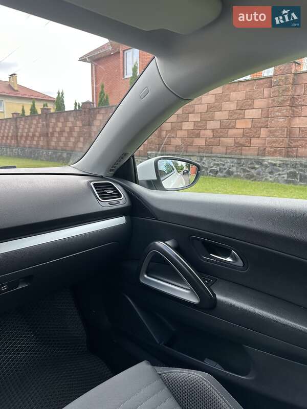 Хетчбек Volkswagen Scirocco 2012 в Рівному