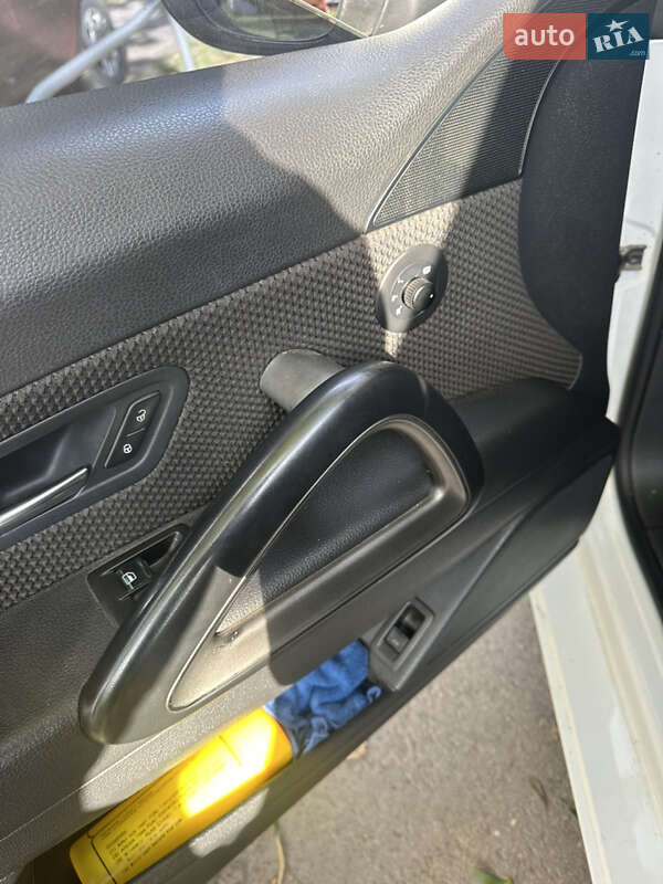 Хэтчбек Volkswagen Scirocco 2009 в Харькове фото 15 Хэтчбек Volkswagen Scirocco 2009 в Харькове