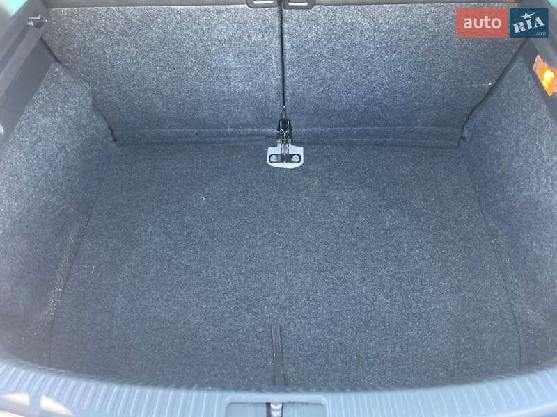 Хетчбек Volkswagen Scirocco 2008 в Ужгороді