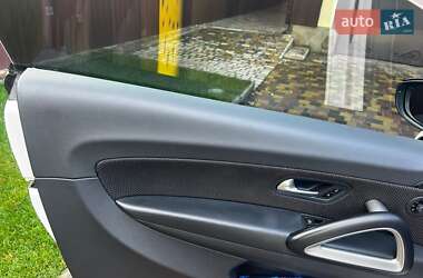 Хэтчбек Volkswagen Scirocco 2013 в 