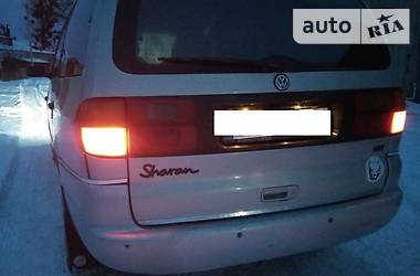 Мінівен Volkswagen Sharan 1999 в Житомирі