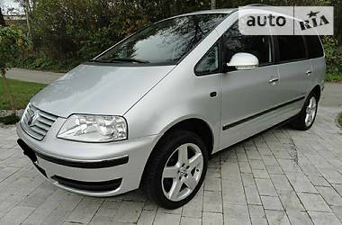 Минивэн Volkswagen Sharan 2006 в Дубровице