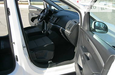 Минивэн Volkswagen Sharan 2013 в 