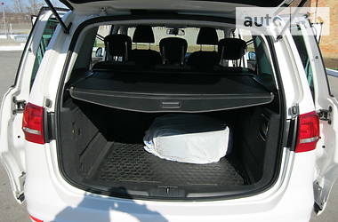Минивэн Volkswagen Sharan 2013 в 