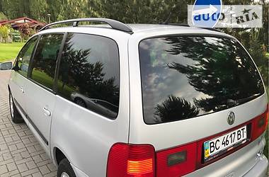 Минивэн Volkswagen Sharan 2002 в Дрогобыче